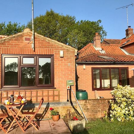 The Earsdon Annexe Bed & Breakfast Норт Уолшам Екстериор снимка